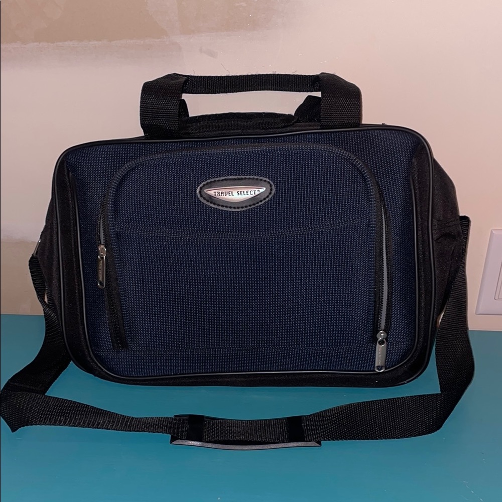 Travel Select Blue/Black Travel Bag